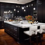traditional-kitchen-cabinets 13