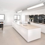 tu bep go cong nghiep 13